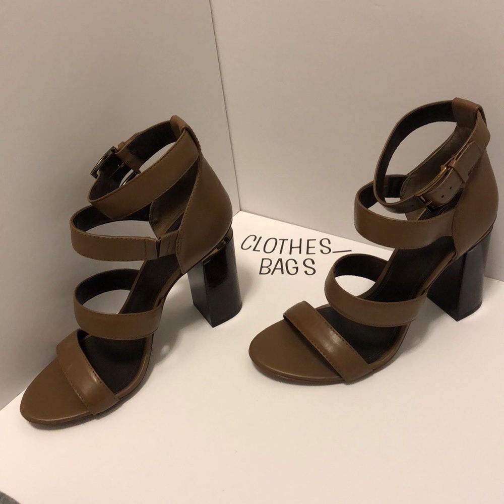 Tory Burch Women’s Sandals Sz 5.5